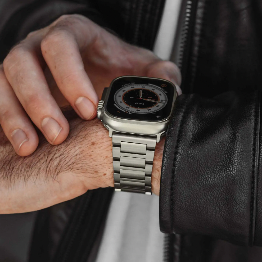 Solid Frame Titan Armband für Apple Watch Series & Ultra